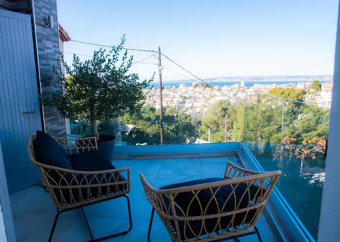 Les Balcons Du Roucas Blanc