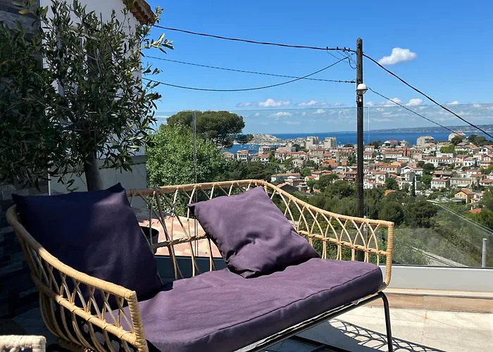 Les Balcons Du Roucas Blanc