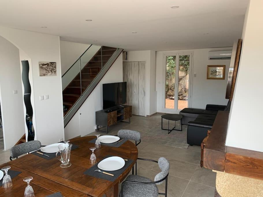 Les Balcons Du Roucas Blanc Villa Marselha